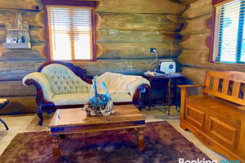 Amarina Farm Stay & Gardens - Kalgoorlie Accommodation 3