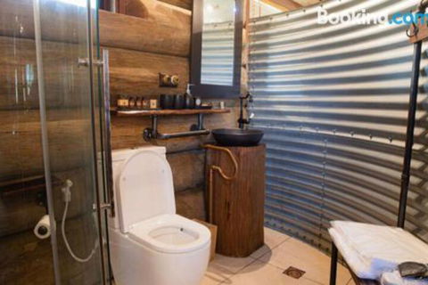 Amarina Farm Stay & Gardens - Kalgoorlie Accommodation 4