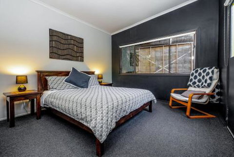 SUNSET BEACH SHACK On SURF - Kalgoorlie Accommodation 2