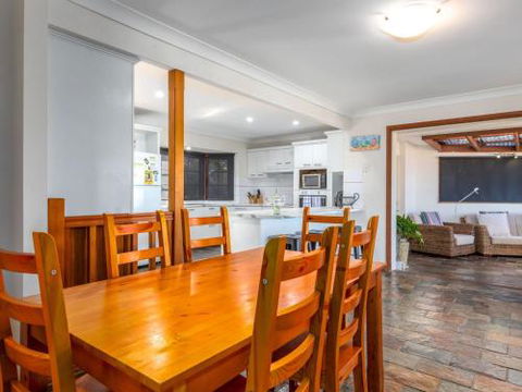 MYSTIC SANDS Gerroa 4pm Check Out Sundays - Kalgoorlie Accommodation 4