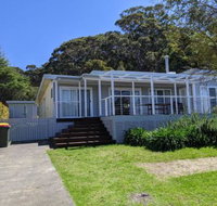 Seagrass Beach House at Hyams 4pm Check Out Sundays - Kalgoorlie Accommodation