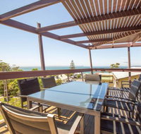 The Lookout at Hyams Beach 4pm Check Out Sundays - Kalgoorlie Accommodation