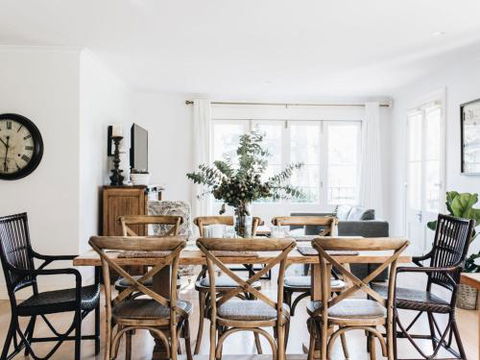 KIRRIEMUIR Burradoo Southern Highlands 4pm Check Out Sunday - Kalgoorlie Accommodation 4