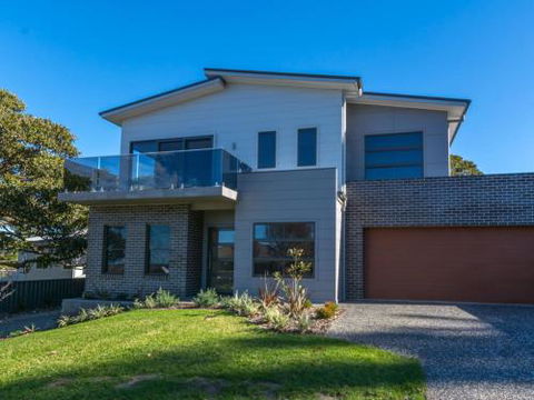COASTLINE Boat Harbour Gerringong 4pm Check Out Sundays - Kalgoorlie Accommodation 6