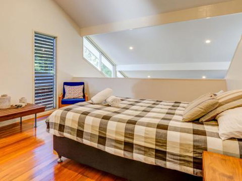 Boathouse 2 4pm Check Out Sundays - Kalgoorlie Accommodation 1