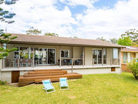 Harlequin Beach House 4pm Check Out Sundays - Kalgoorlie Accommodation 6