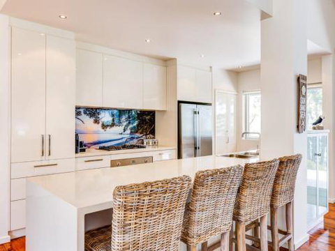 Harlequin Beach House 4pm Check Out Sundays - Kalgoorlie Accommodation 2