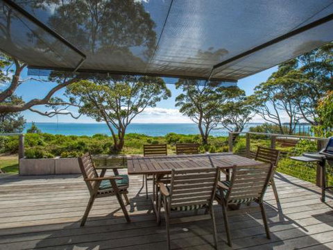 On The Beach At Vincentia 4pm Check Out Sundays - Kalgoorlie Accommodation 0