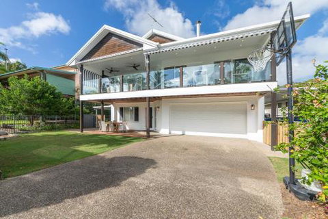 Beaches - Kalgoorlie Accommodation 0