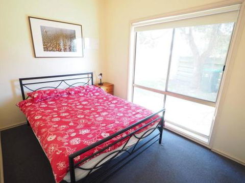 Sunset Deck Beach House Sandy Point - Kalgoorlie Accommodation 5