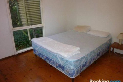 11 The Boulevarde Sandy Point - Kalgoorlie Accommodation 4