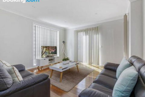 SURF BEACH DREAMS Kiama & Surrounds 4pm Check Out Sundays - Kalgoorlie Accommodation 2