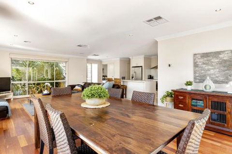 Rosebud Seaside Accommodation - Kalgoorlie Accommodation 0