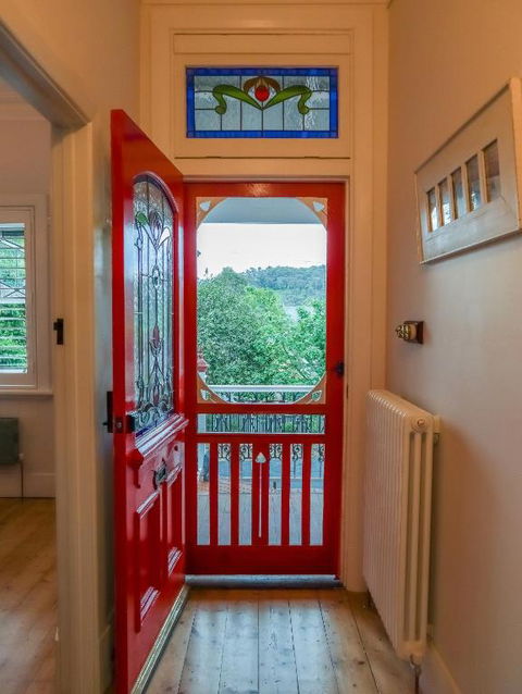 Vintage Charm On St. Leonards - Kalgoorlie Accommodation 1