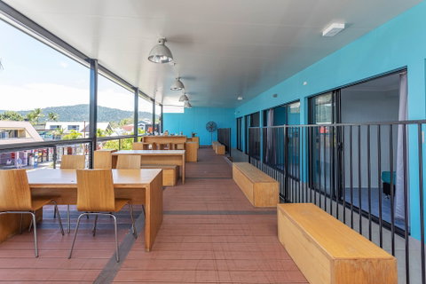 Airlie Sun & Sand Accommodation Studio 1 - Kalgoorlie Accommodation 3