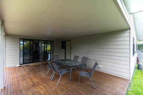 34 Ash Avenue Sandy Point - Kalgoorlie Accommodation 2