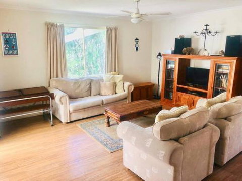 1 Tecoma Avenue Sandy Point - Kalgoorlie Accommodation 6