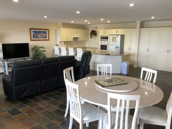 Nelson Towers Unit 41 / 71 Victoria Parade - Kalgoorlie Accommodation 4
