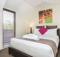 Sydney Harbor Town Houses Longs Ln - Kalgoorlie Accommodation