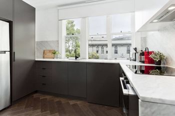 Stylish & Grand Potts Point H354 - Kalgoorlie Accommodation 1