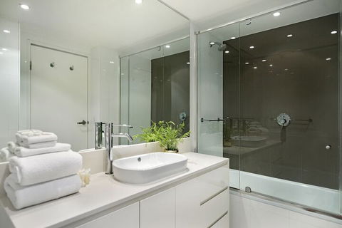 H Residences 2 Bedroom Ocean View In Surfers Paradise - Kalgoorlie Accommodation 4