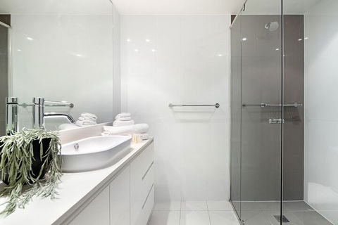 H Residences 2 Bedroom Ocean View In Surfers Paradise - Kalgoorlie Accommodation 6