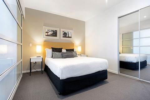H Residences 2 Bedroom Ocean View In Surfers Paradise - Kalgoorlie Accommodation 2