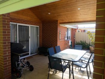 Oceanside Retreat Busselton - Kalgoorlie Accommodation 6