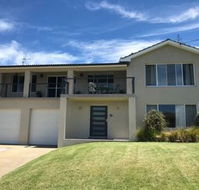 Ocean House at Mollymook - Kalgoorlie Accommodation