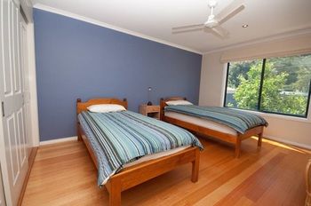 Holiday Makers - Kalgoorlie Accommodation 0