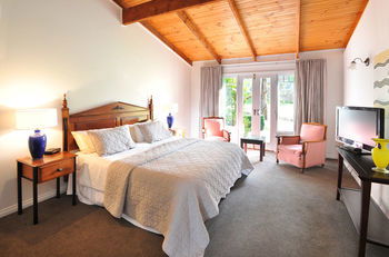Araluen Lodge & Villas - Kalgoorlie Accommodation 4