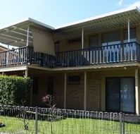 Lakeside Getaway - Kalgoorlie Accommodation