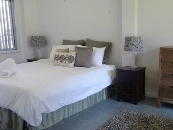 Lakeside Getaway - Kalgoorlie Accommodation 6