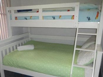 Lakeside Getaway - Kalgoorlie Accommodation 5