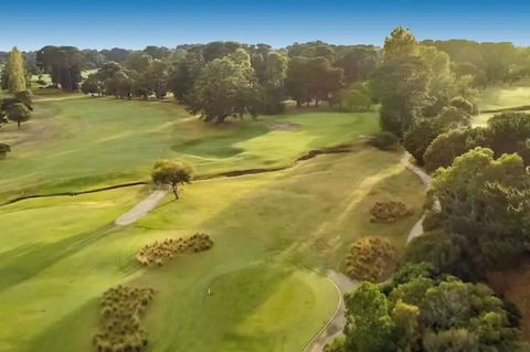 Sun, Beach, Shops, Wifi, Netflix - Kalgoorlie Accommodation 0