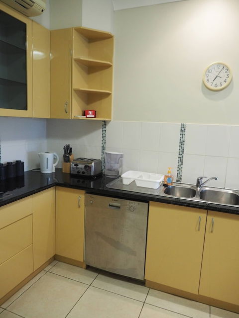 Queen Room With Airport Transfers Or Car Rental - Kalgoorlie Accommodation 1