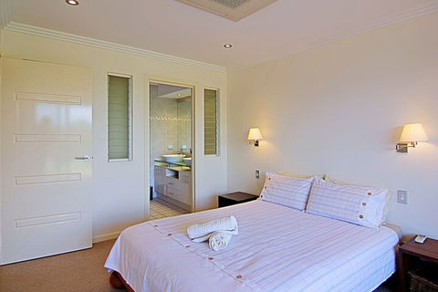 A Perfect Stay - 3 James Cook Apartments - Kalgoorlie Accommodation 2