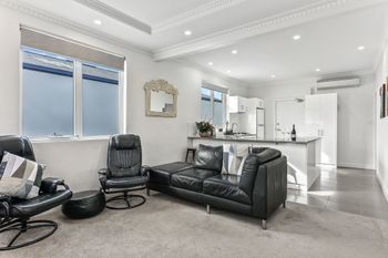 Wellington Street Cottage - Kalgoorlie Accommodation 4
