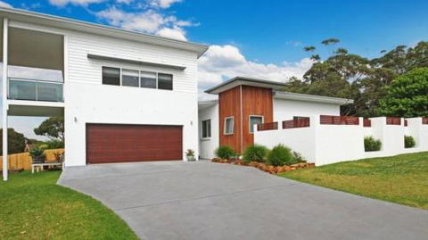 THE WHITE HOUSE - Kalgoorlie Accommodation 0