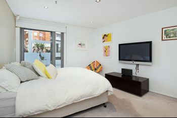 Elegant Elizabeth Bay H374 - Kalgoorlie Accommodation 5