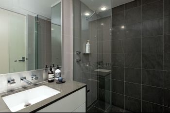 Elegant Elizabeth Bay H374 - Kalgoorlie Accommodation 1