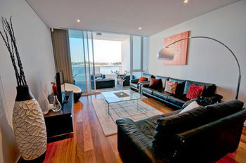 Mandurah Private Collection - Kalgoorlie Accommodation 4
