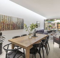 Stunning Executive Home in Glebe - Kalgoorlie Accommodation