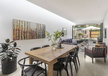 Stunning Executive Home In Glebe - Kalgoorlie Accommodation 0