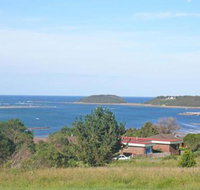 Water View House at Orient Point - Kalgoorlie Accommodation