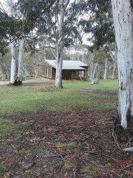 Gooandra Alpine Cabins - Kalgoorlie Accommodation 3