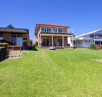 Luxury Waterfront House - Kalgoorlie Accommodation