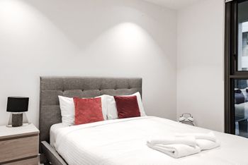 Zenith Melbourne Central - Kalgoorlie Accommodation 3