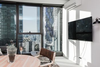 Zenith Melbourne Central - Kalgoorlie Accommodation 5