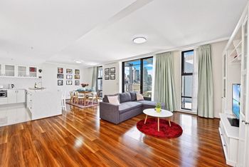 Deluxe Sydney Central Penthouse With Pool & Gym - Kalgoorlie Accommodation 0